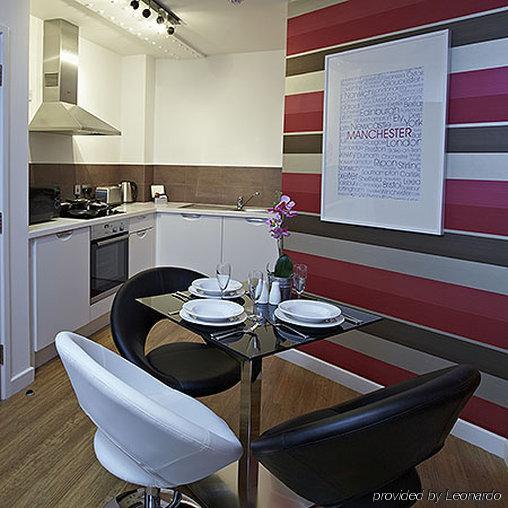 High Street Townhouse Aparthotel Manchester Rum bild